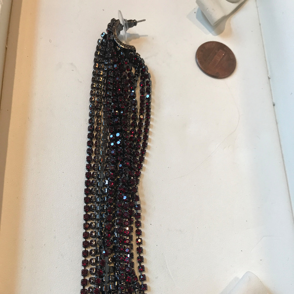 Gun ton Red Crystal Linear Drop Earrings X Long - Picture 4 of 4